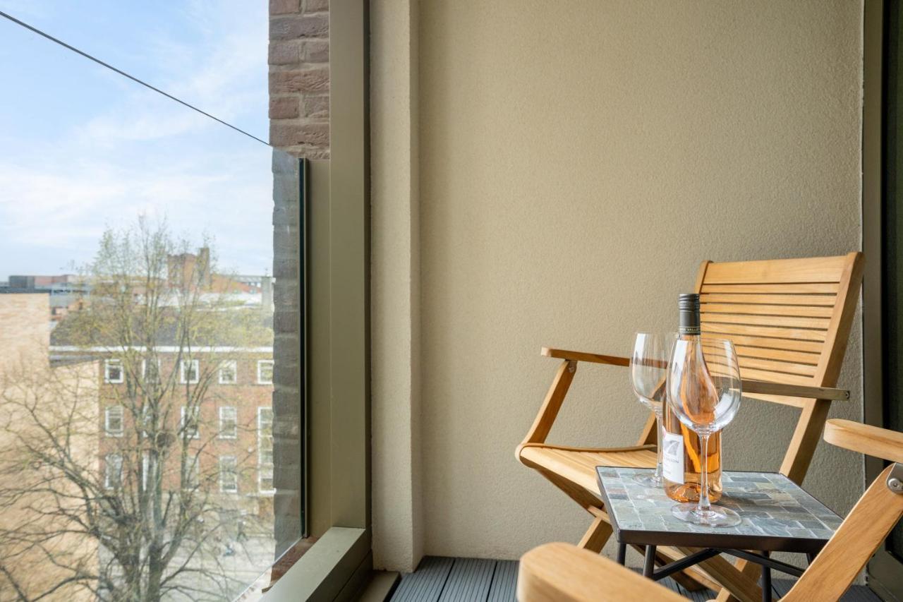 The Escape @ Ryedale House Apartment York Exterior photo